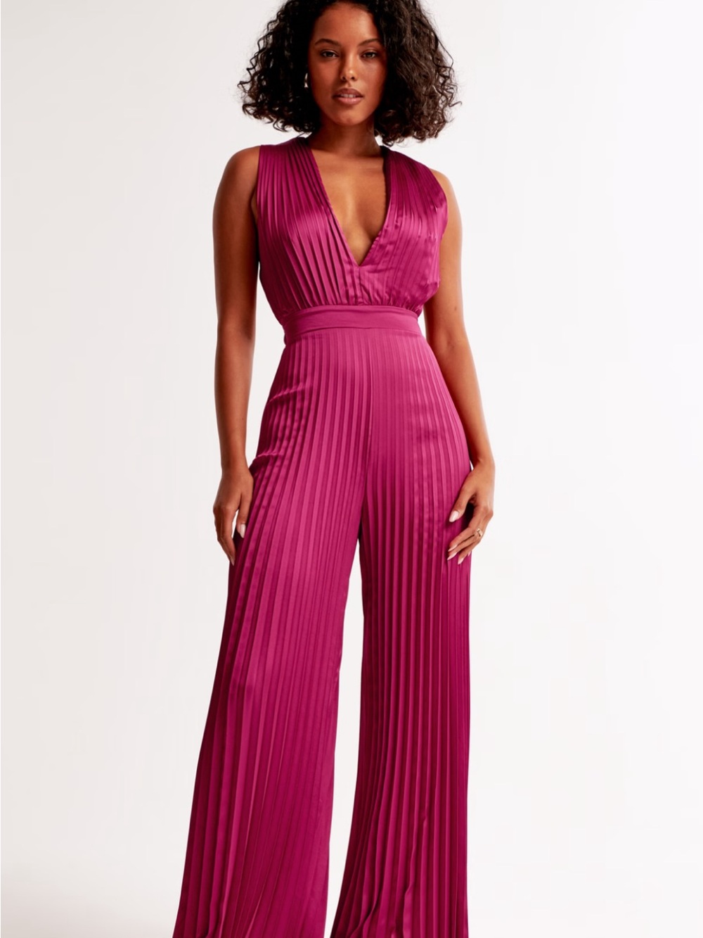 Abercrombie & Fitch Pleated V-Neck Wide-Leg Jumpsuit in Fuchsia